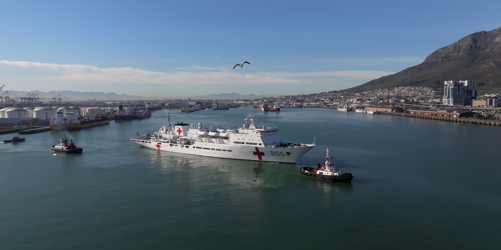 8��22�գ��Ї���܊����ƽ���ۡ�̖�tԺ�����_�Ϸ��_�նظۡ����A��l�������z��